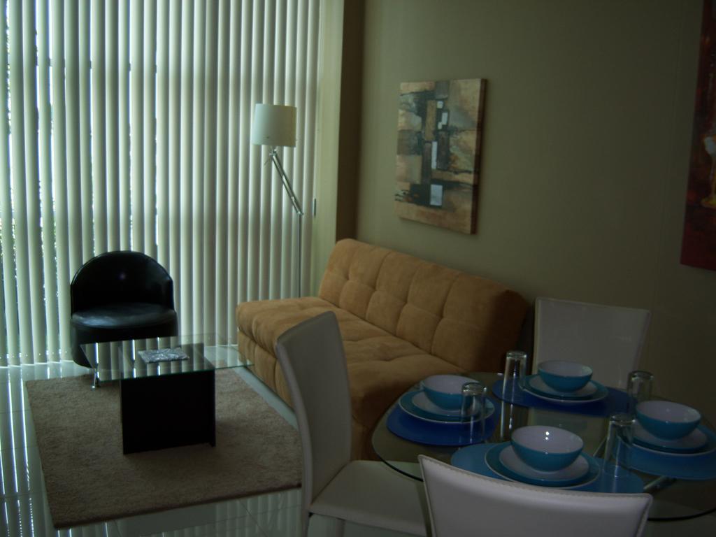 Triumph Tower Residence Cuernavaca Chambre photo
